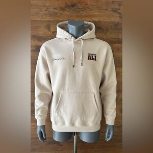 PALACE Beige Pullover Hoodie with Chest Graphics